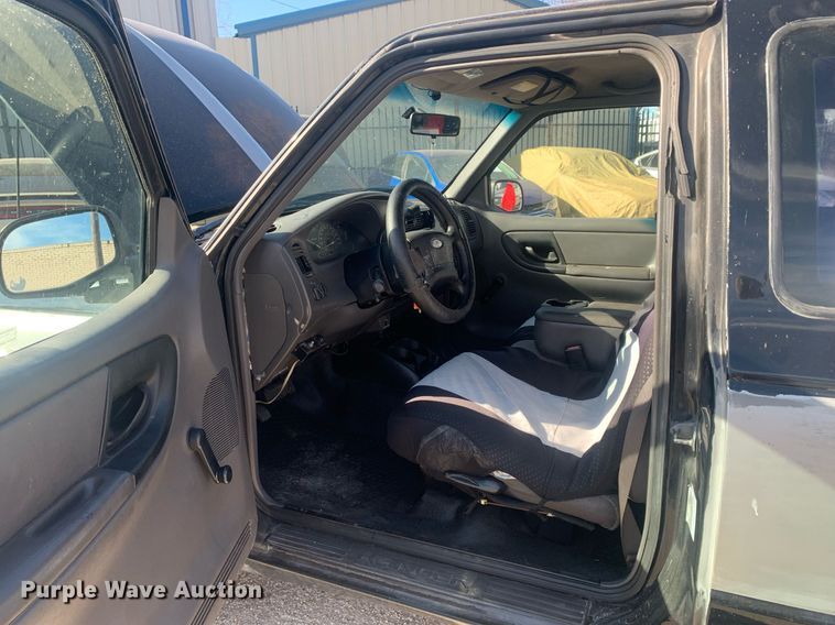 image for item DP8818 2002 Ford Ranger pickup truck