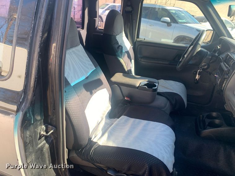 image for item DP8818 2002 Ford Ranger pickup truck