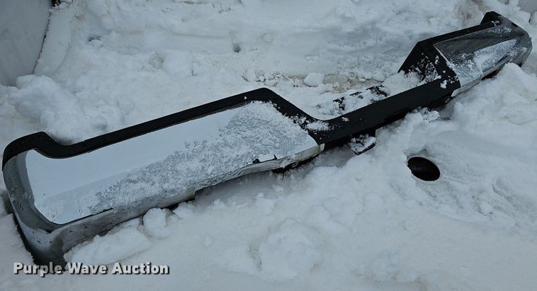 image for item DR5998 2019 Ford F250 pickup truck bed