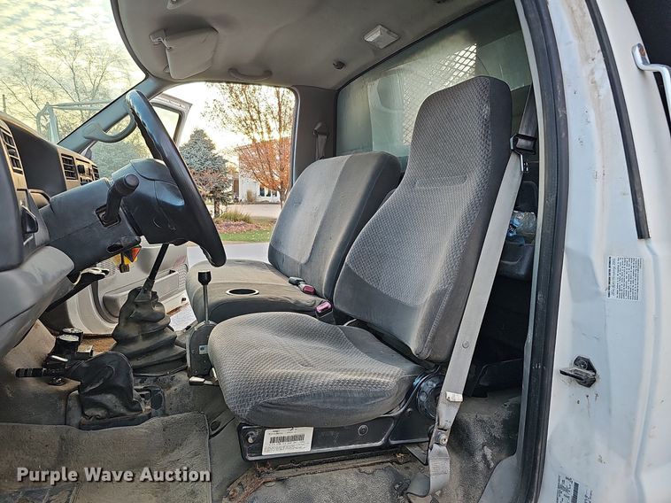 image for item DS5690 2003 Ford F650 Super Duty XLT  dump truck