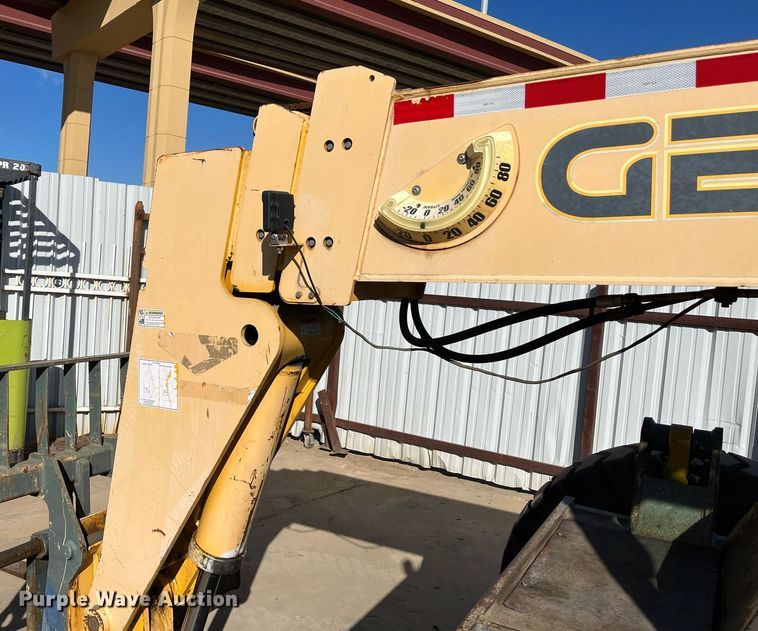 image for item EI0589 Gehl RS8-42 telehandler