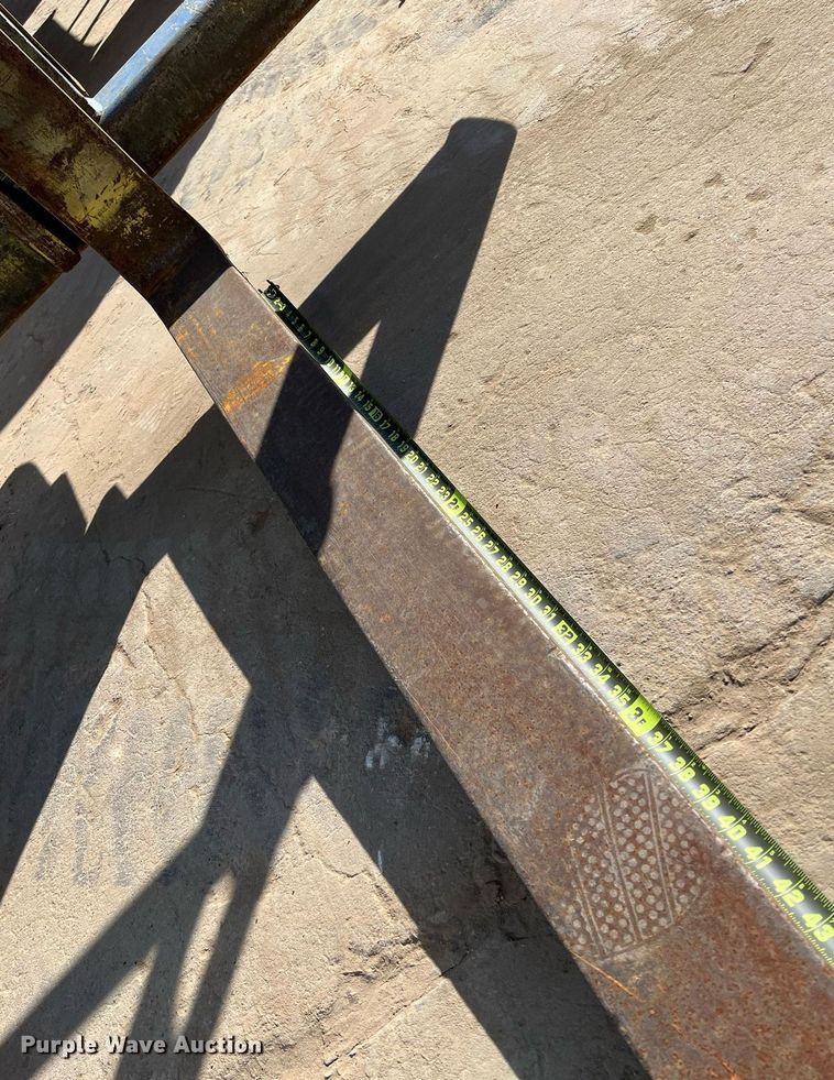 image for item EI0589 Gehl RS8-42 telehandler