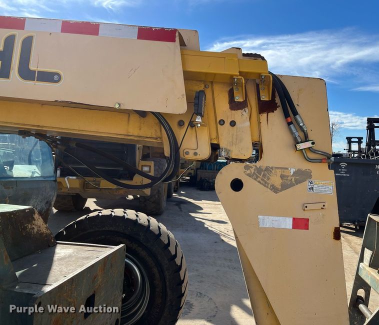 image for item EI0589 Gehl RS8-42 telehandler