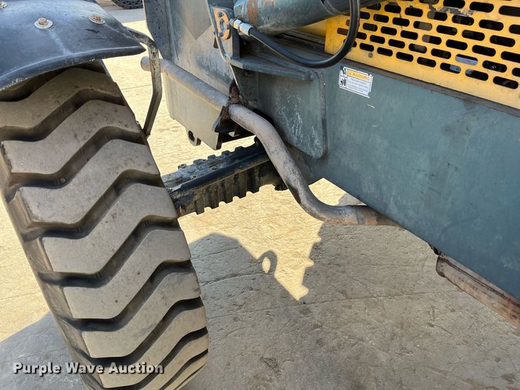 image for item EI0589 Gehl RS8-42 telehandler