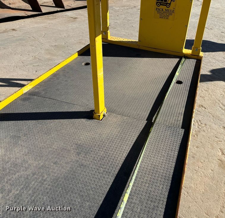 image for item EI0590 2016 Pack Mule SC-775-6CA utility cart