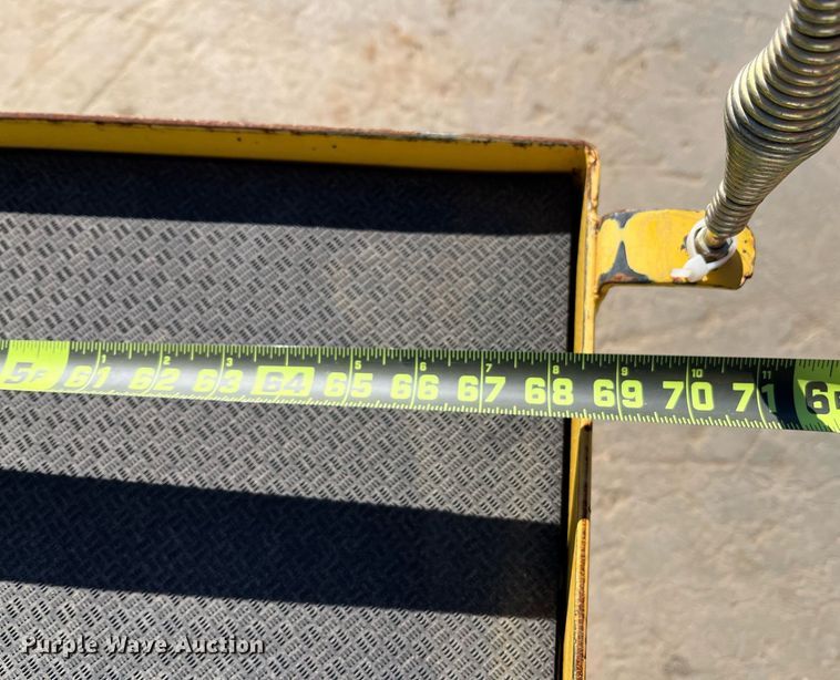 image for item EI0590 2016 Pack Mule SC-775-6CA utility cart