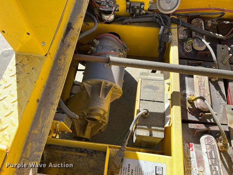 image for item EI0590 2016 Pack Mule SC-775-6CA utility cart