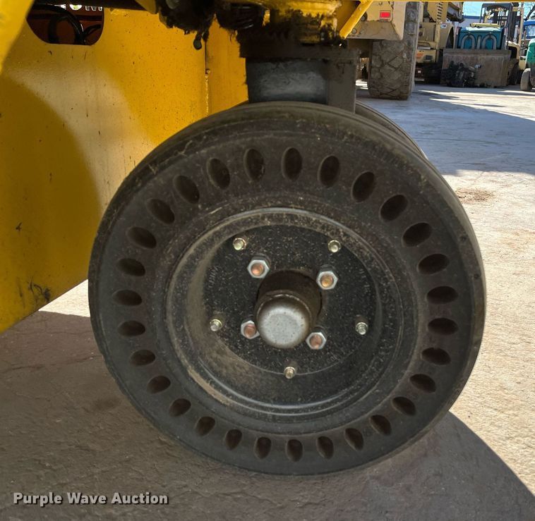 image for item EI0590 2016 Pack Mule SC-775-6CA utility cart