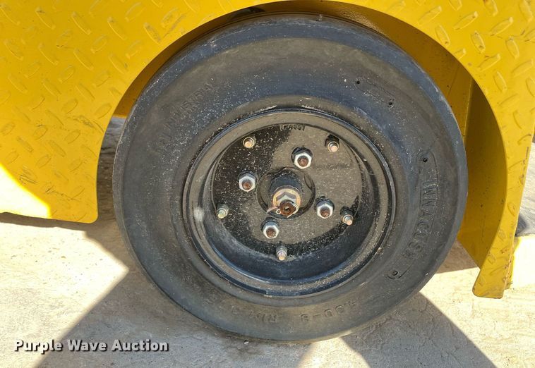 image for item EI0594 2016 Pack Mule  SC-775-6CA utility cart