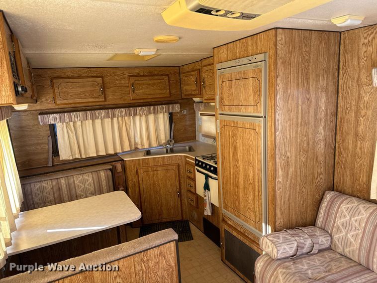 image for item EK9912 1989 Kit Espre camper