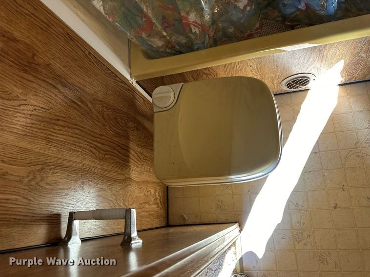 image for item EK9912 1989 Kit Espre camper