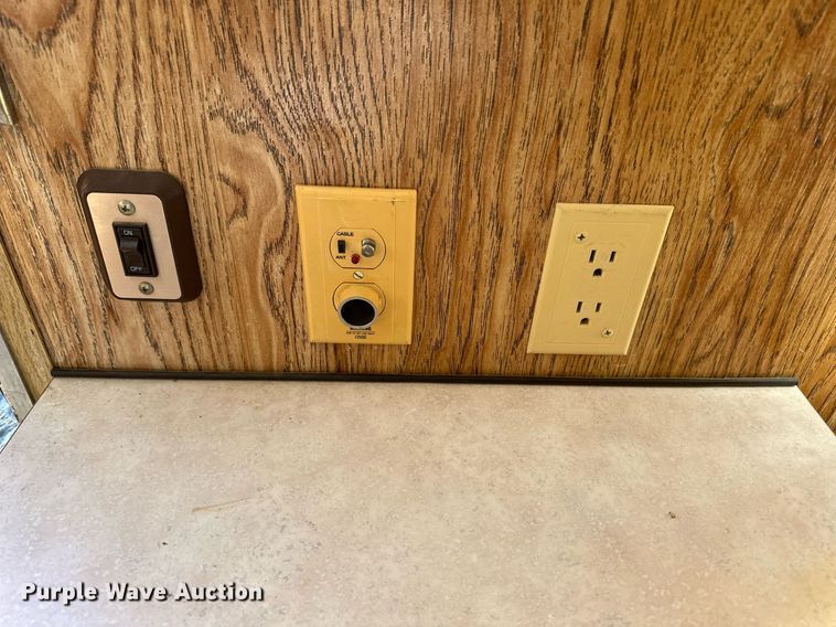 image for item EK9912 1989 Kit Espre camper