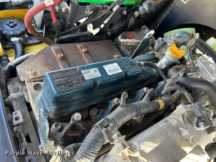 image for item EK9916 Yale GLP050VXNKAE084 forklift