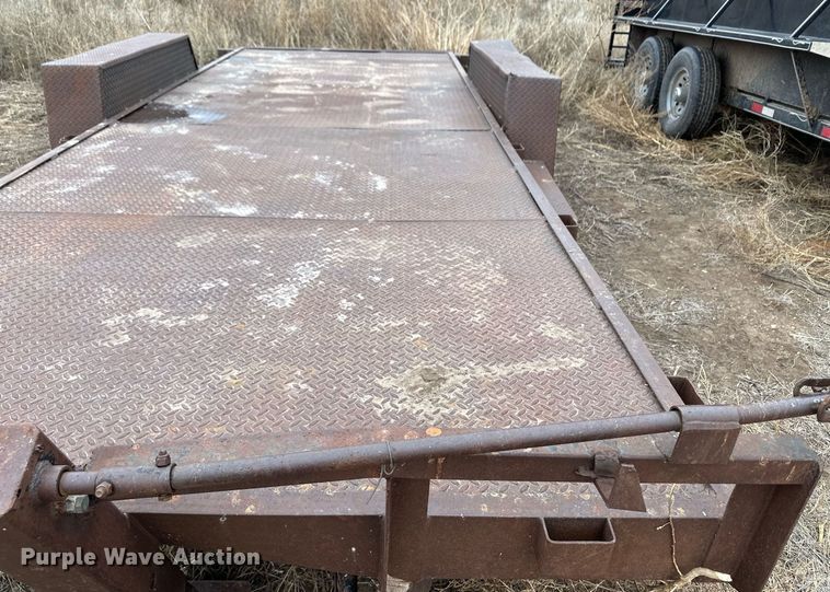 image for item EK9951 1998 Load Trail utility trailer