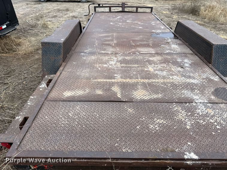 image for item EK9951 1998 Load Trail utility trailer