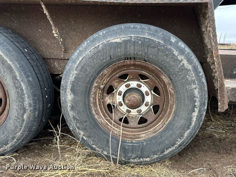 image for item EK9951 1998 Load Trail utility trailer