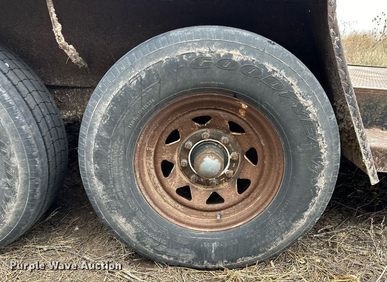 image for item EK9951 1998 Load Trail utility trailer