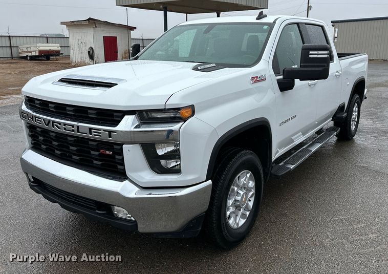 image for item IB9334 2022 Chevrolet Silverado 2500HD  Crew Cab pickup truck