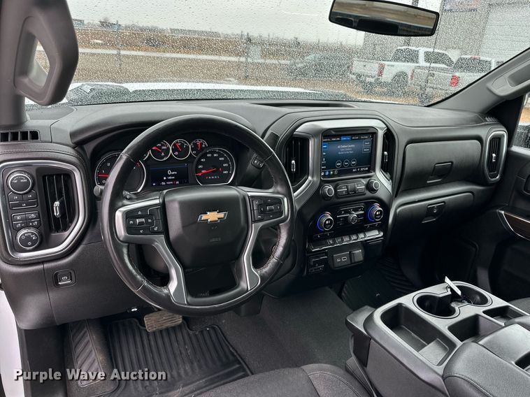 image for item IB9334 2022 Chevrolet Silverado 2500HD  Crew Cab pickup truck