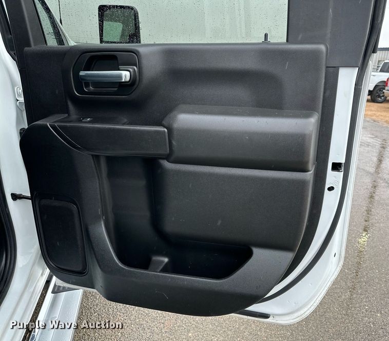 image for item IB9334 2022 Chevrolet Silverado 2500HD  Crew Cab pickup truck