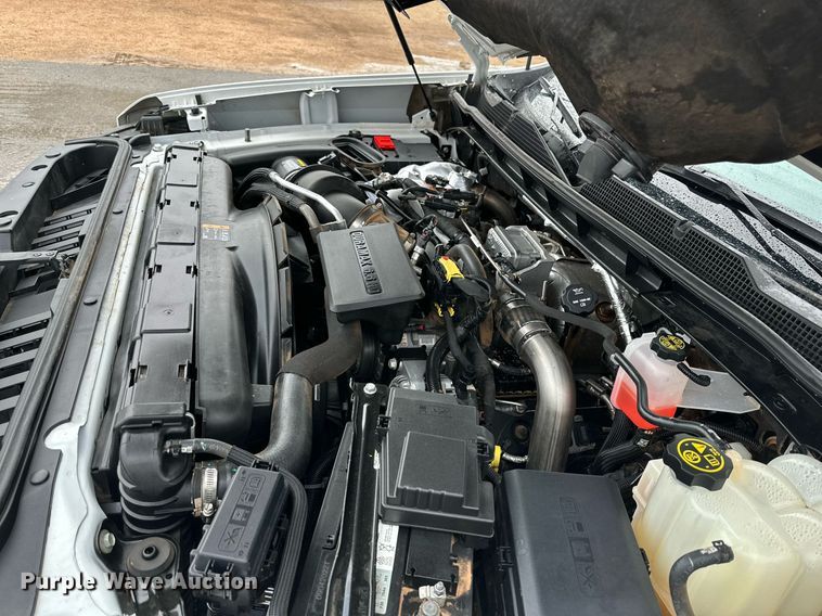 image for item IB9334 2022 Chevrolet Silverado 2500HD  Crew Cab pickup truck