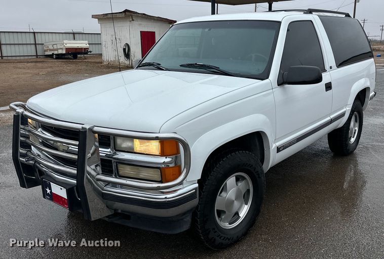 image for item IB9335 1999 Chevrolet Tahoe SUV