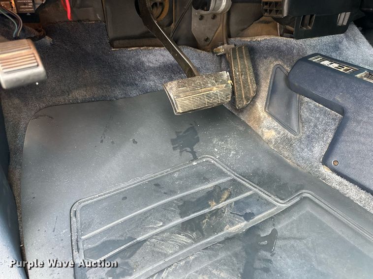 image for item IB9335 1999 Chevrolet Tahoe SUV