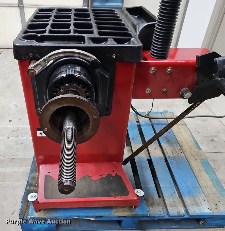 image for item IO9817 Coats 1250  tire balancer