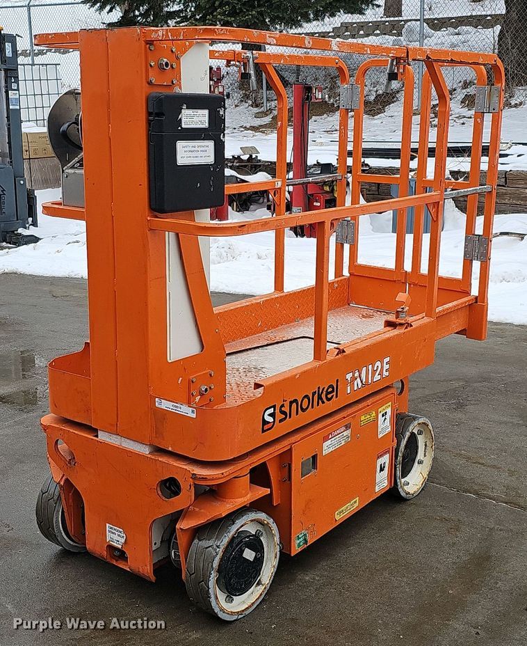image for item IO9818 2019 Snorkel TM12E vertical lift