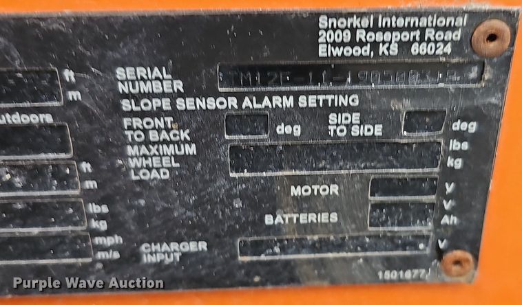 image for item IO9818 2019 Snorkel TM12E vertical lift