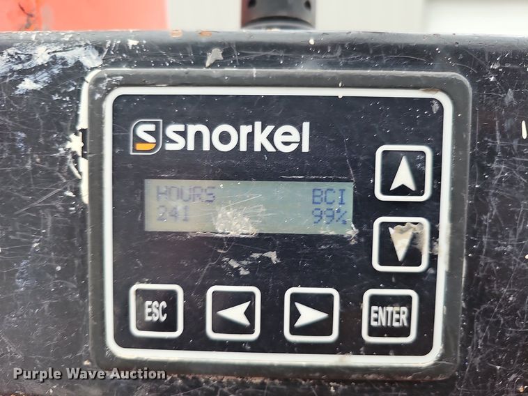 image for item IO9819 2014 Snorkel TM12 vertical lift