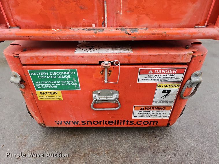 image for item IO9819 2014 Snorkel TM12 vertical lift