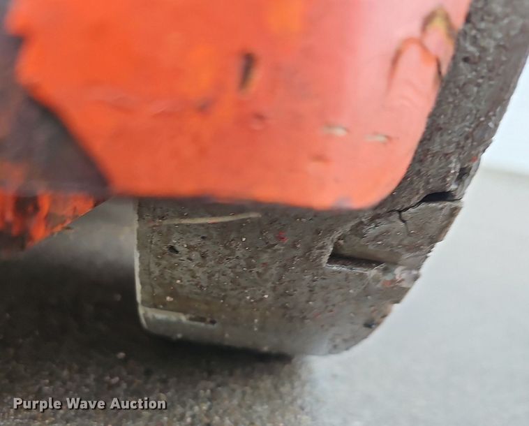 image for item IO9819 2014 Snorkel TM12 vertical lift