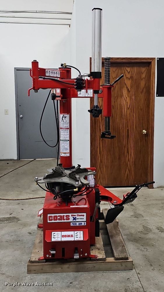 image for item IO9822 Coats X Series 70X-AH-3 rim clamp tire machine 