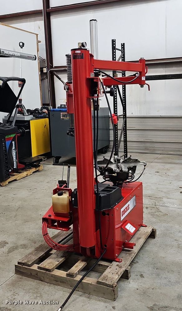 image for item IO9822 Coats X Series 70X-AH-3 rim clamp tire machine 