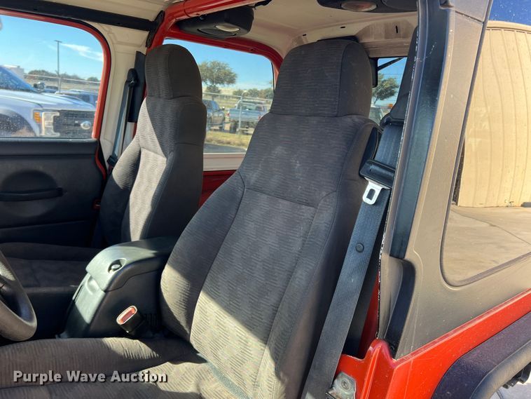 image for item JT9035 2005 Jeep  Wrangler  SUV