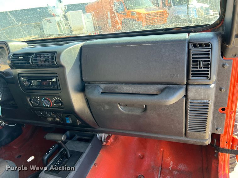 image for item JT9035 2005 Jeep  Wrangler  SUV