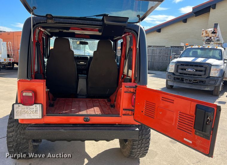 image for item JT9035 2005 Jeep  Wrangler  SUV