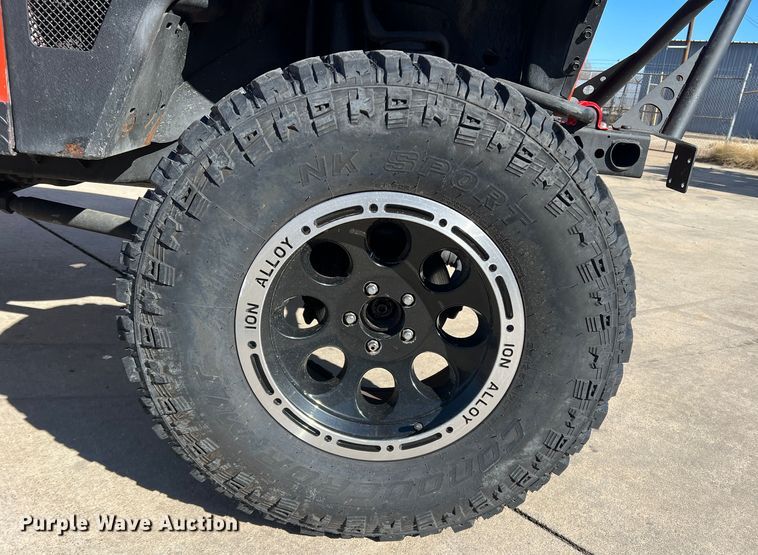 image for item JT9035 2005 Jeep  Wrangler  SUV