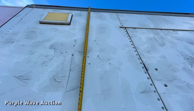 image for item KH9576 2007 GMC C7500 medical scanner truck