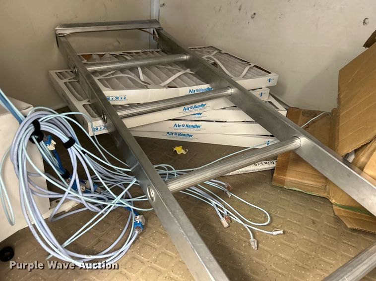 image for item KH9576 2007 GMC C7500 medical scanner truck