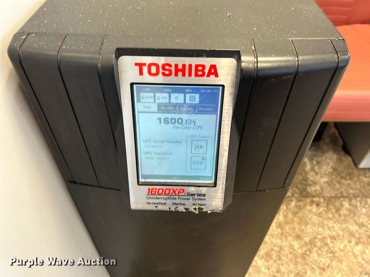 image for item KH9576 2007 GMC C7500 medical scanner truck