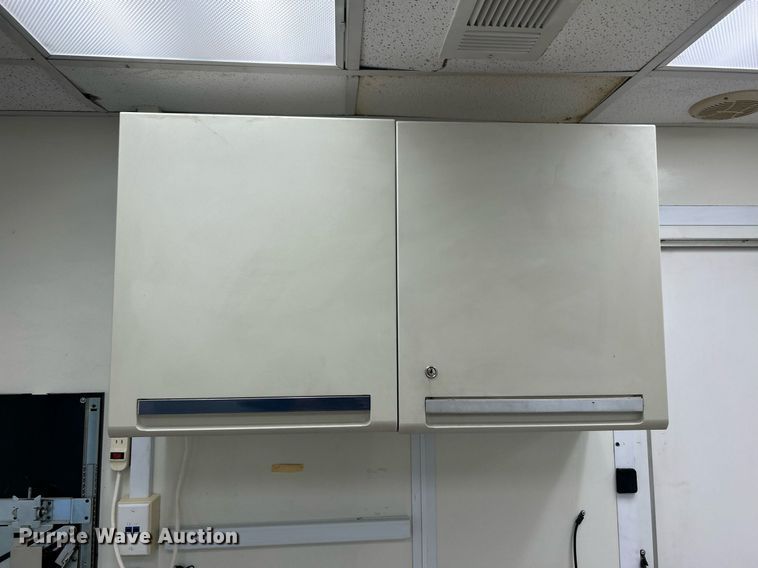 image for item KH9576 2007 GMC C7500 medical scanner truck