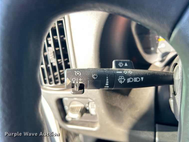 image for item KH9576 2007 GMC C7500 medical scanner truck