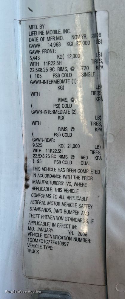 image for item KH9576 2007 GMC C7500 medical scanner truck