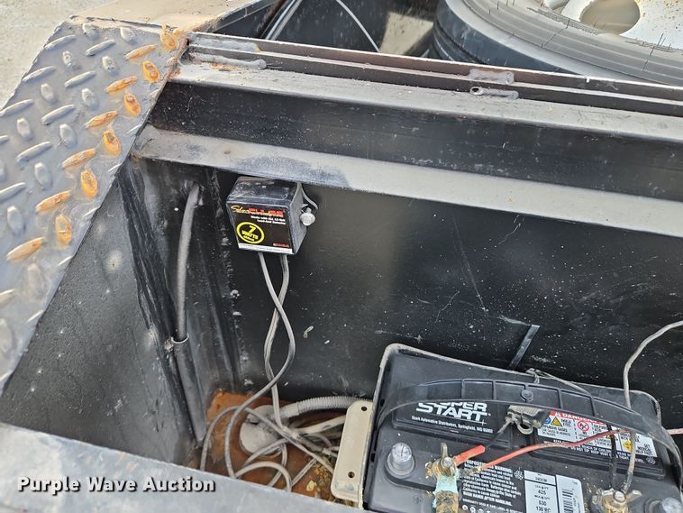 image for item LB9664 2014 Lamar GN3220 equipment trailer