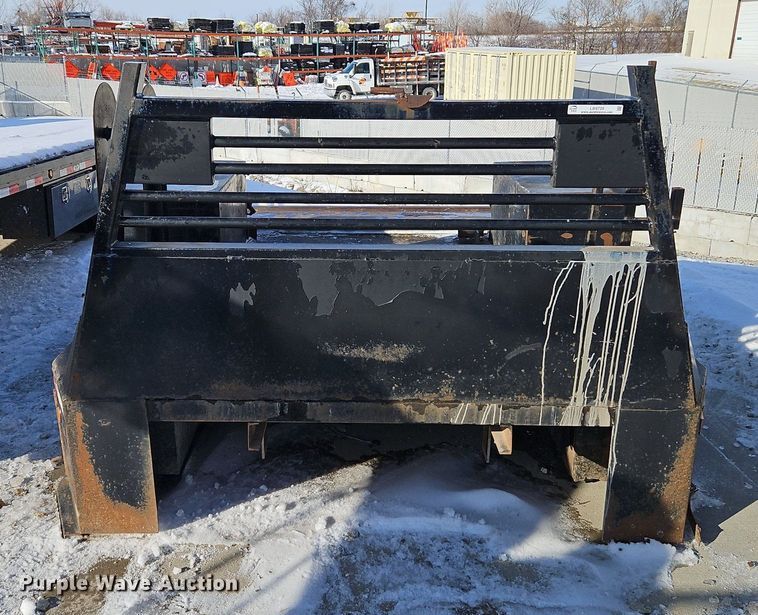 image for item LB9729 Flatbed
