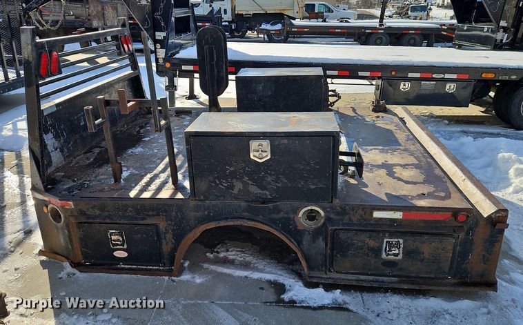 image for item LB9729 Flatbed