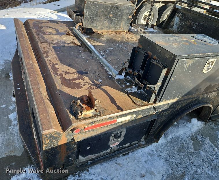 image for item LB9729 Flatbed