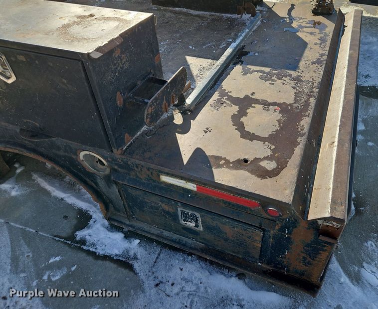 image for item LB9729 Flatbed